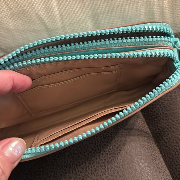 Nanette Lepore Arianna Aqua Wristlet Wallet - NWOT - Picture 6 of 7